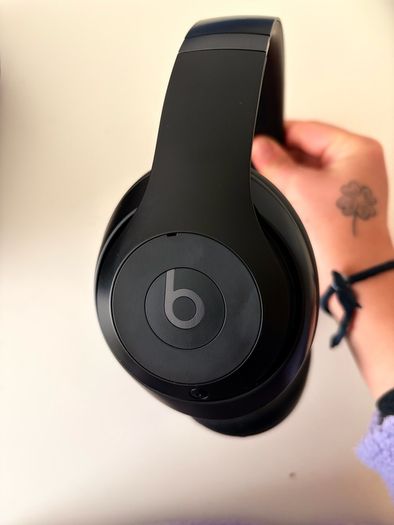 Beats Studio Pro