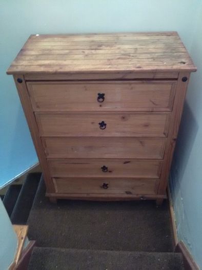 chest of drawers mirror Table