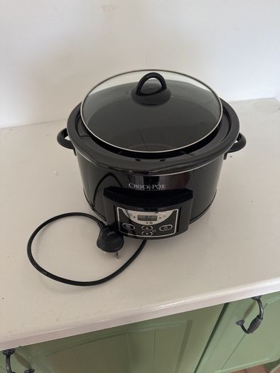 Slow Cooker (Crockpot brand)