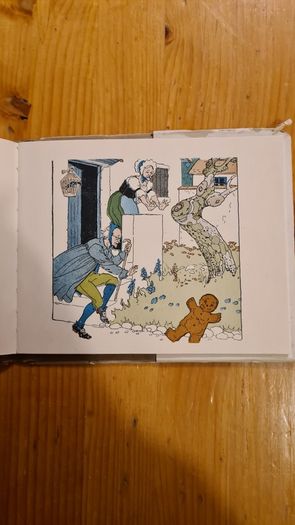 Children's Books. 1x Old Mother Hubbard. 2 X The Gingerbread Man. 3x The Childs Garden Of Verse. By Robert Louis Stevenson Illustrated.