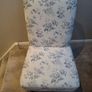 Small chair Image 3