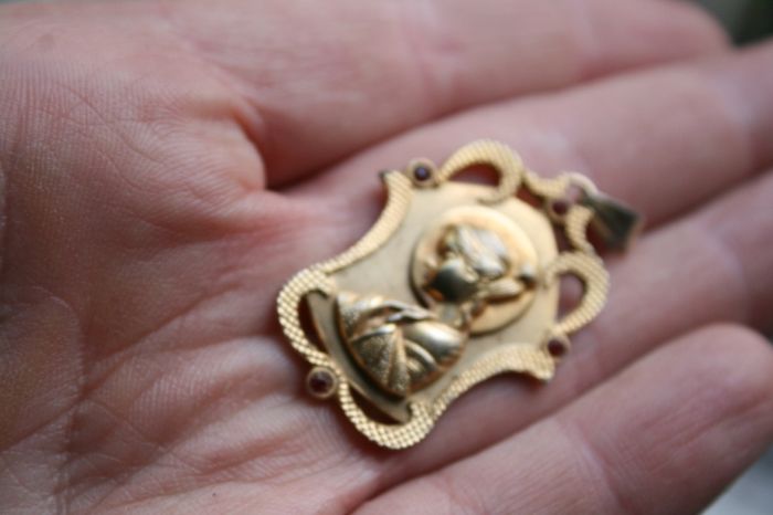 Vintage Pendant with 4 Ruby Bead  Gold Plated 40mm