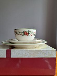 Christmas Dining ware