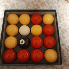 Pool table