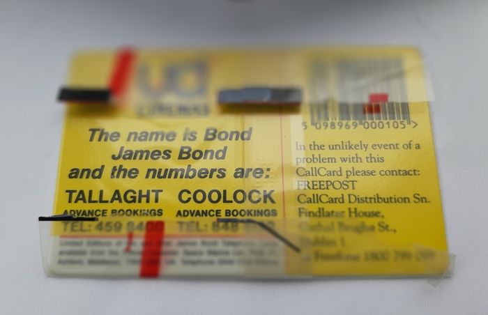 Mint call card James Bond Golden Eye