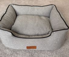 Pet bed