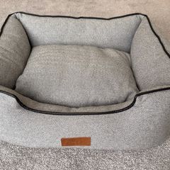 Pet bed