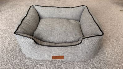 Pet bed