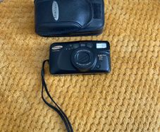 Camera - Vintage x 2 -Pentax & Samsung
