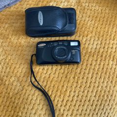 Camera - Vintage x 2 -Pentax & Samsung