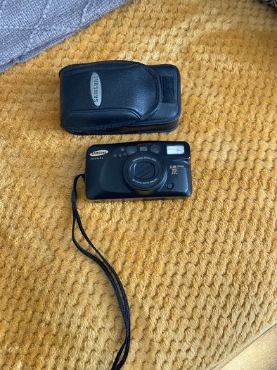 Camera - Vintage x 2 -Pentax & Samsung