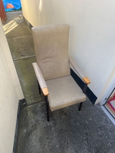chair for elderly