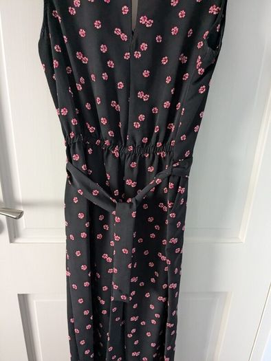 Floral Sleeveless Jumpsuit Size 10 (Dunnes)