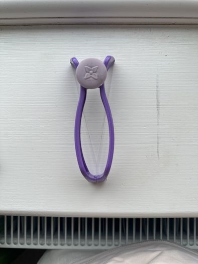 Eyelash Curler and Threading Device