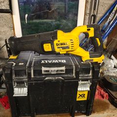 DeWalt DCS388 XR 54v FlexVolt Reciprocating Saw