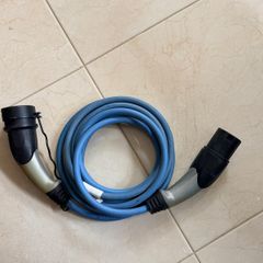Bmw charging cable