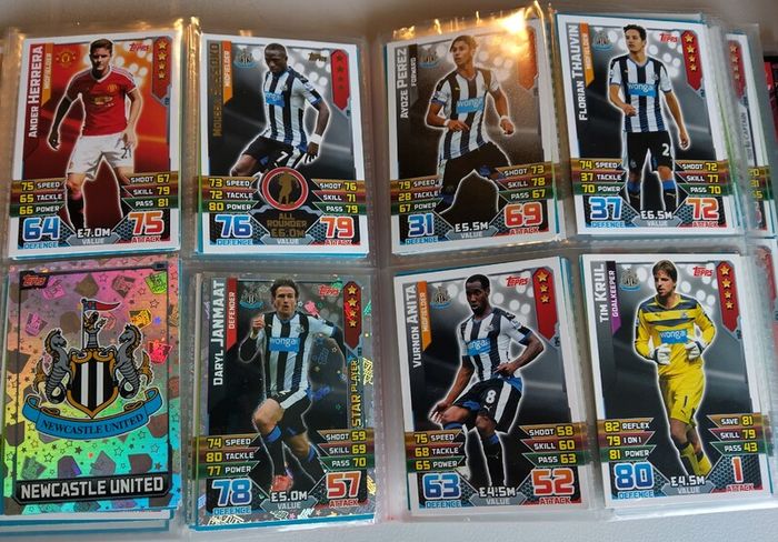 Match Attax 15/16 in Binder.  (Other seasons also)