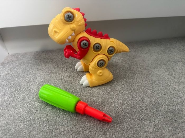 Construct a dinosaur toy - free postage