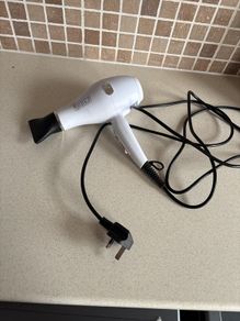 hairdryer