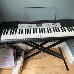 Casio CTK 1500 with stand