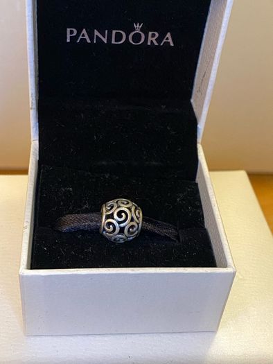 Pandora Swirl Ocean Breeze charm