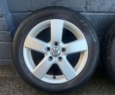Volkswagen Golf Mk5 Alloy Wheels