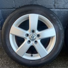 Volkswagen Golf Mk5 Alloy Wheels