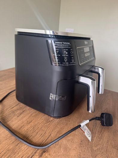 Brand New Ninja Foodi 6-in-1 Dual Zone 7.6L Air Fryer