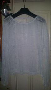 White mesh top size UK12/14 EUR40/42 Postage included