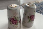Antique porcelain Japanese Salt and Peoper