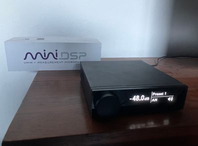 miniDSP 2x4 FLEX digital signal processor | Balanced (TRS)