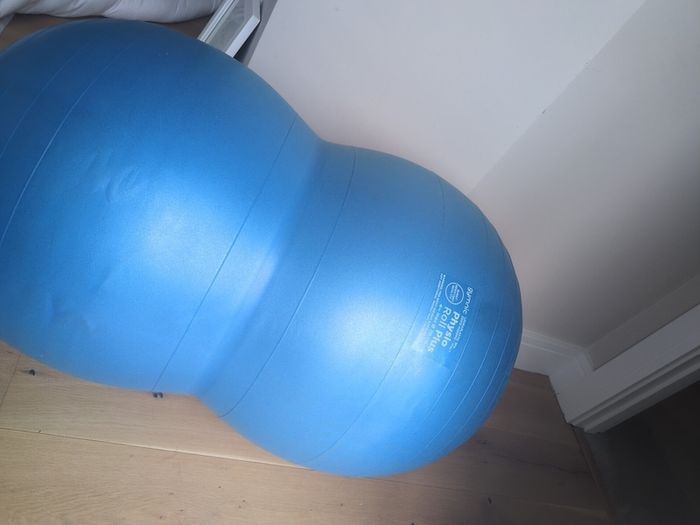 Physio Peanut ball 70cm for child about 9-12