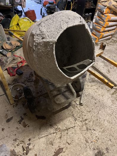 cement mixer