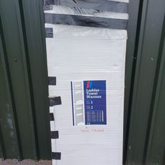 Vertical radiator