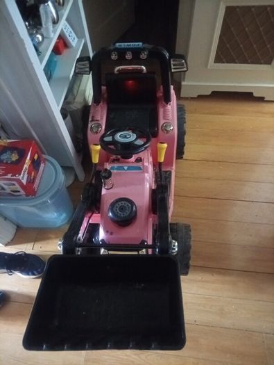 Ride on electric Excavator Tractor