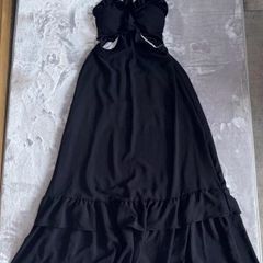 Beautiful black Halterneck Cut Out Ruffle Maxi Dress UK 10/12 Or M