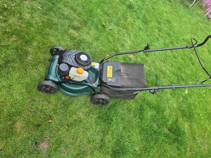 Petrol push lawnmower