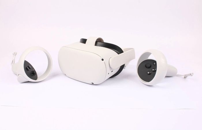 Meta Quest 2 VR Headset 128GB. Original Box & Documentation