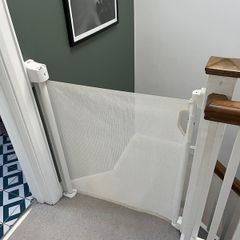 Retractable Stair Gate for Babies and Pets