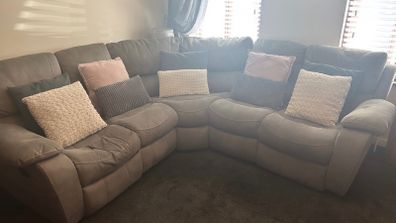 corner suite recliners.