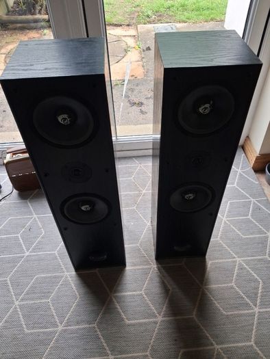 cat leb 401 speakers