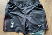 Tottenham Hotspur shorts and socks set brand new 116-122cm 6-8y