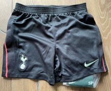 Tottenham Hotspur shorts and socks set brand new 116-122cm 6-8y