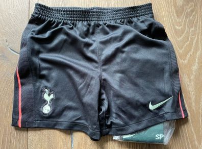 Tottenham Hotspur shorts and socks set brand new 116-122cm 6-8y