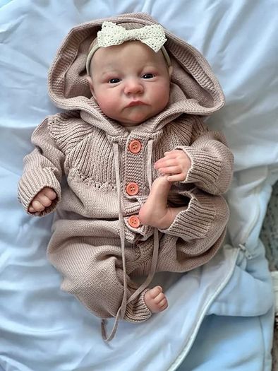 Reborn Baby Dolls Girls 45CM Realistic Newborn Babies Silicone Baby Doll That Look Real Lifelike Preemie Baby Dolls Soft Baby Toys for Girls (FREE POSTAGE)