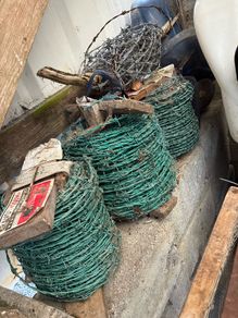 Bravo Galvanised Barbed Wire