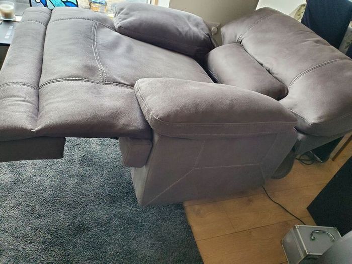 Bailey Recliner
