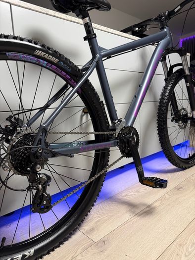 Carrera Vengeance Bike (Like NEW)