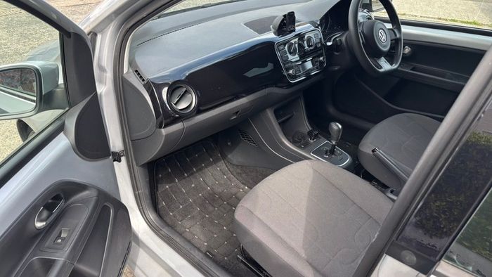 2016 Volkswagen Up!