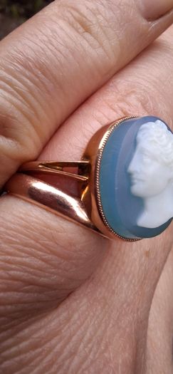 Antique 9ct Gold Cameo Ring